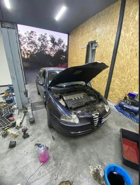 Radovi i vozila u Garage 007 auto servisu